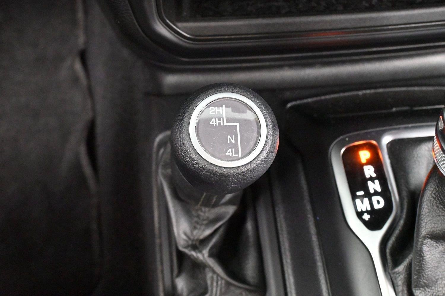 Used 2021 Jeep Wrangler Unlimited Sport AWD/4WD image 23