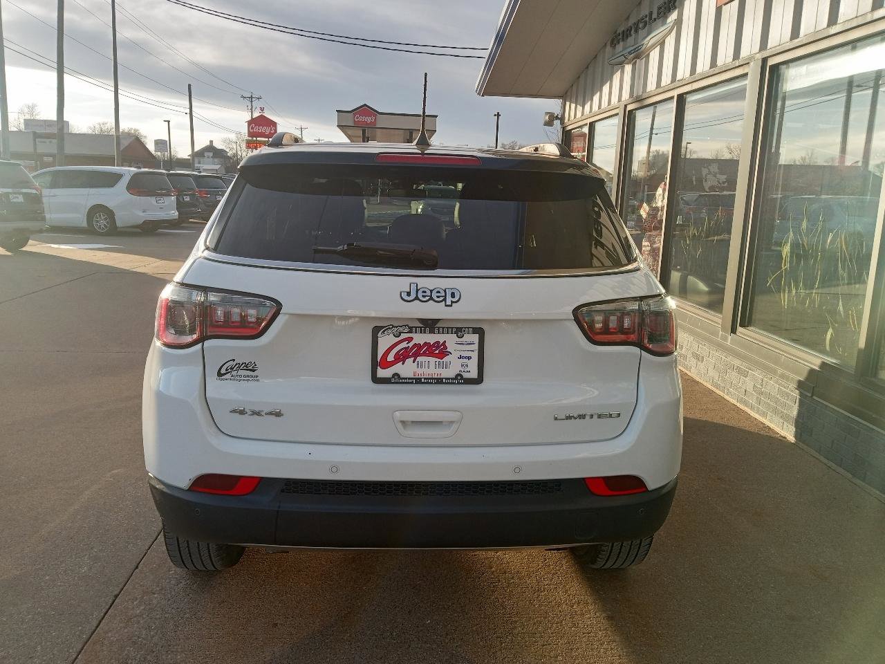 Used 2024 Jeep Compass Limited image 2