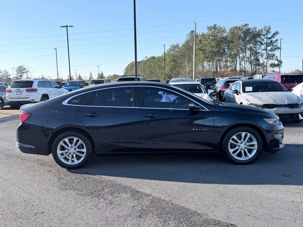 Used 2016 Chevrolet Malibu LT image 5