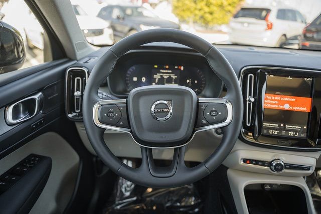 New 2026 Volvo XC40 B5 Ultra w/ Protection Package Premier image 30
