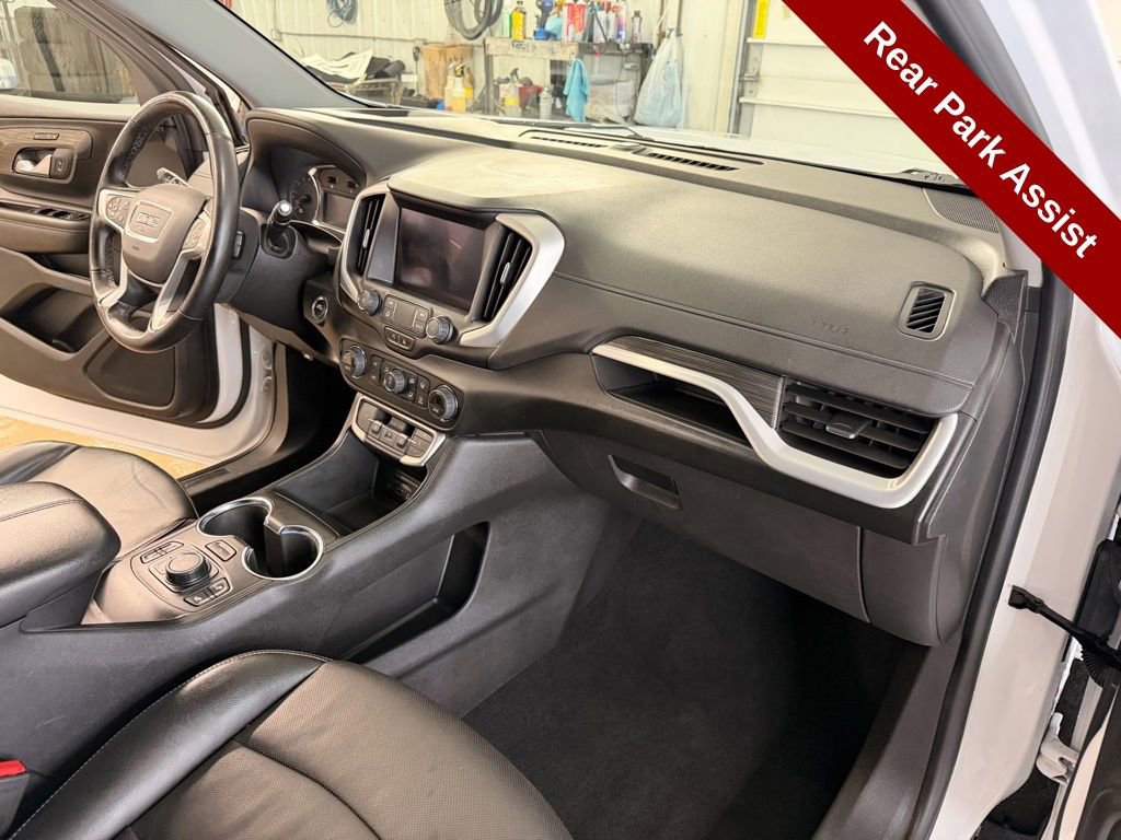 Used 2023 GMC Terrain SLT w/ Tech Package image 33