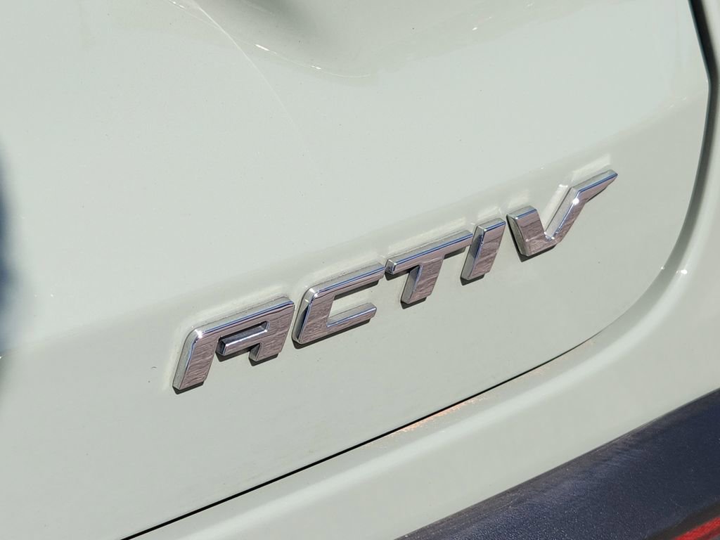 Used 2025 Chevrolet Trax ACTIV w/ Driver Confidence Package image 9