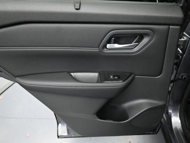 New 2026 Nissan Rogue SV w/ SV Premium Package image 23