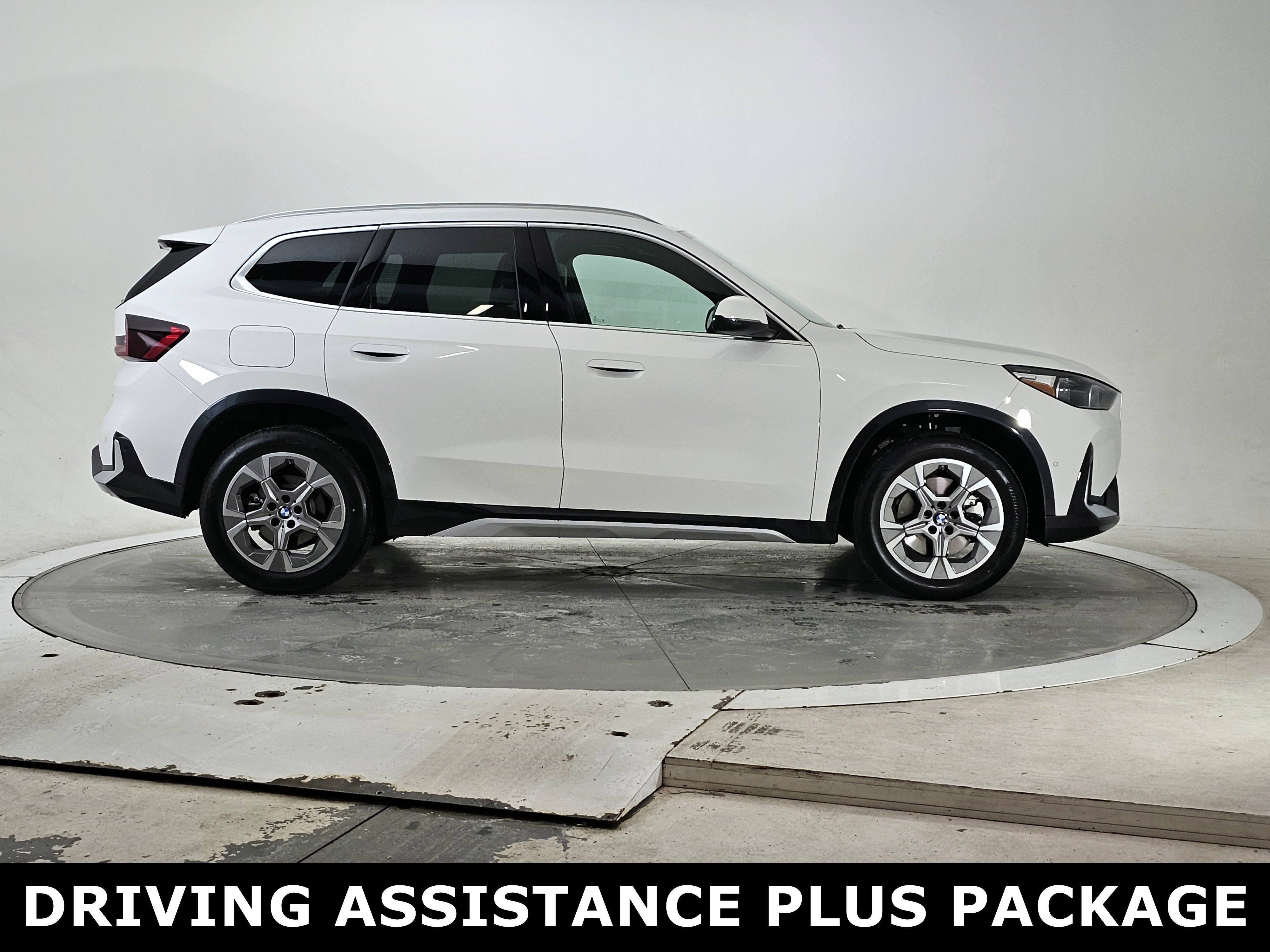 Used 2026 BMW X1 xDrive28i w/ Convenience Package image 2