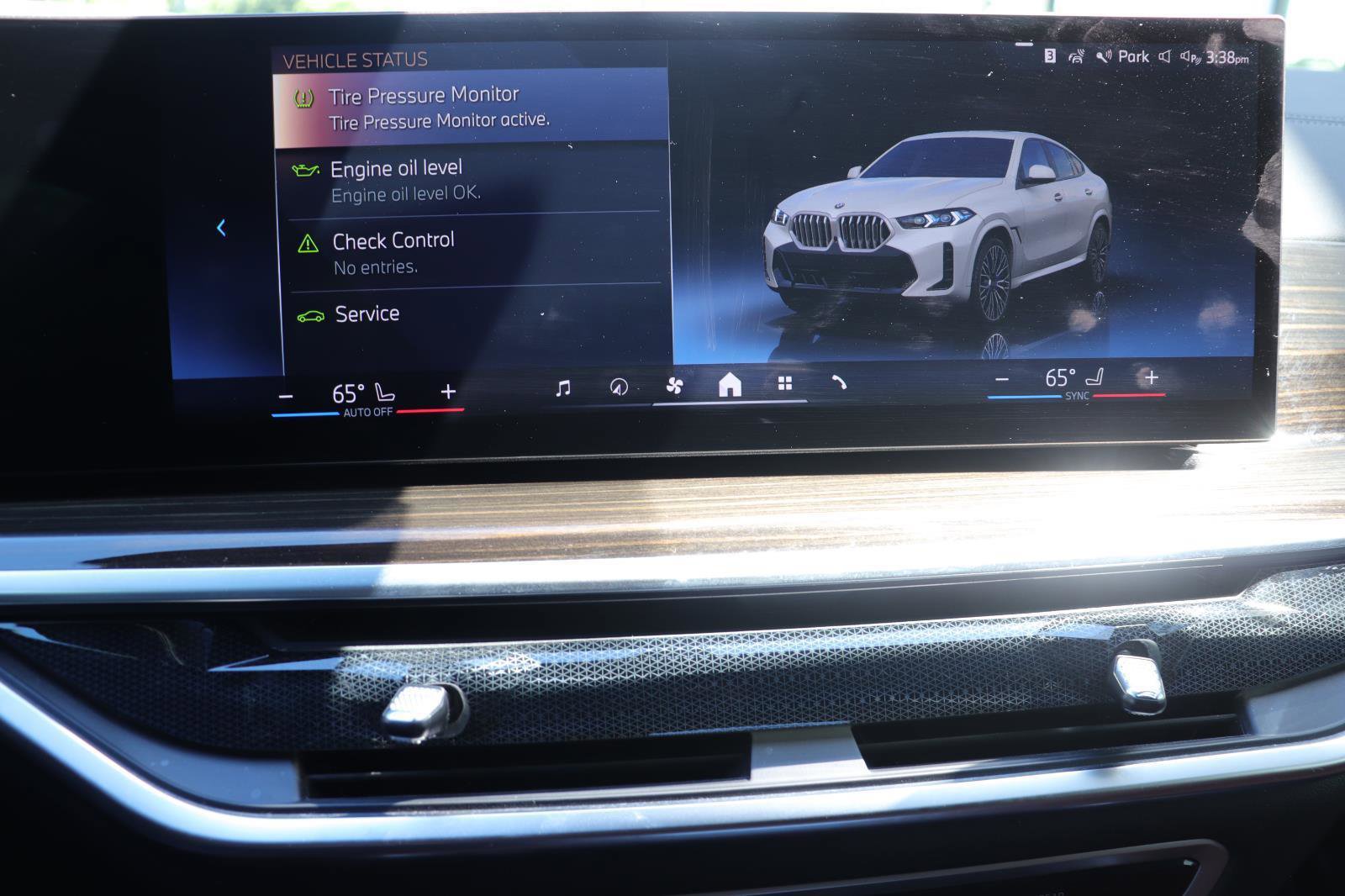 Used 2024 BMW X6 xDrive40i w/ Premium Package AWD/4WD image 34