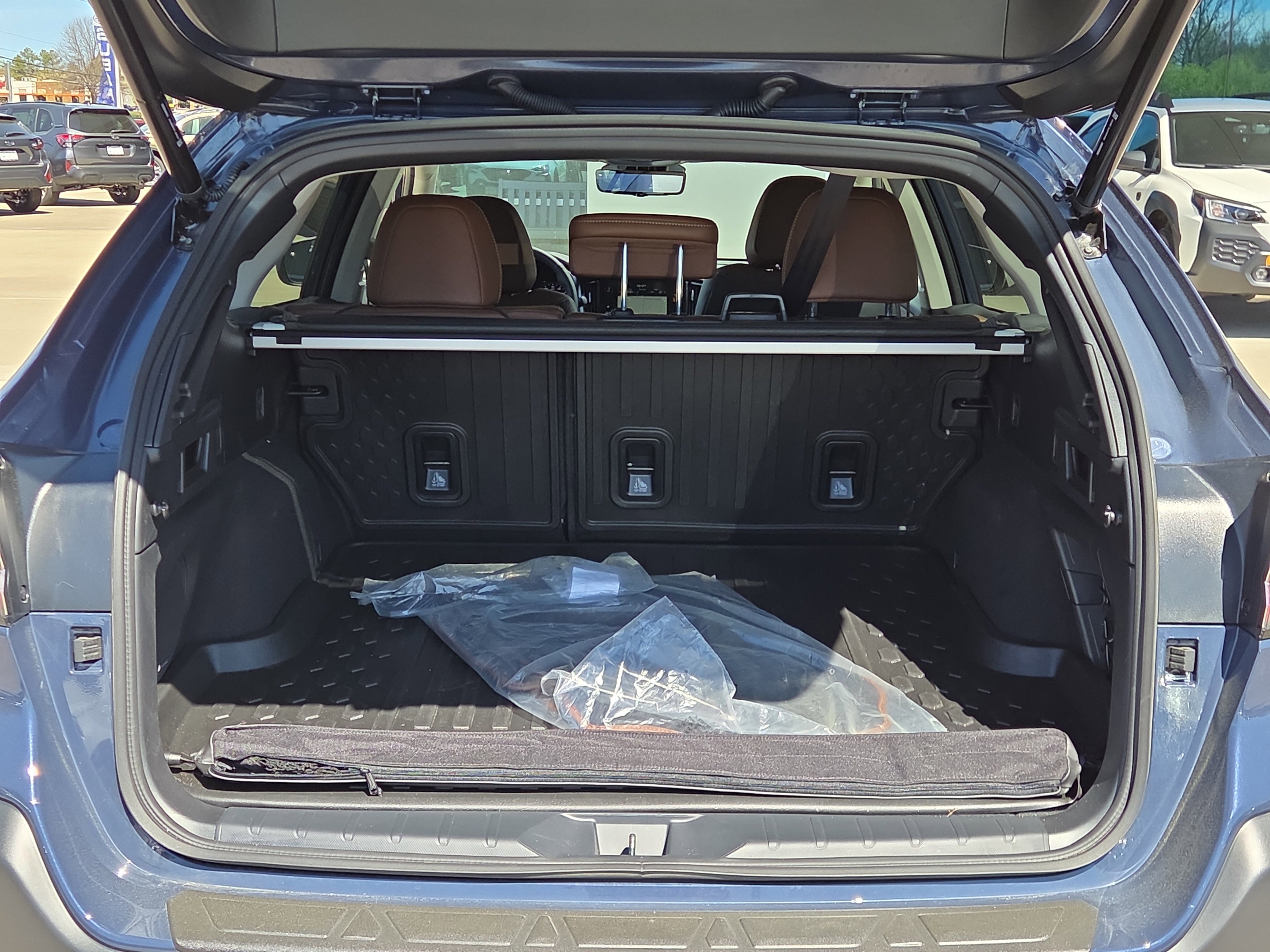 Certified 2025 Subaru Outback Touring XT image 14