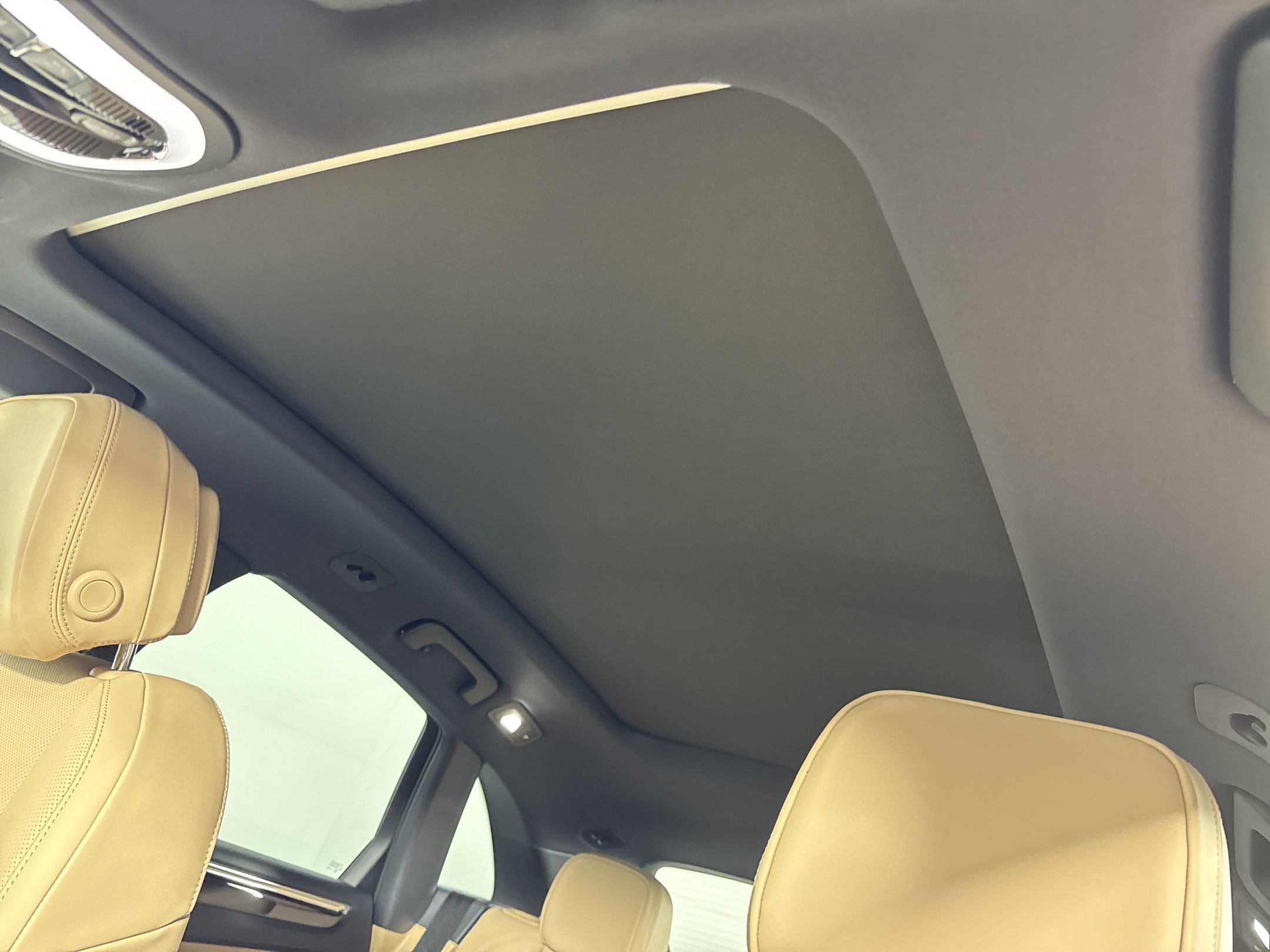 Certified 2025 Porsche Macan image 23