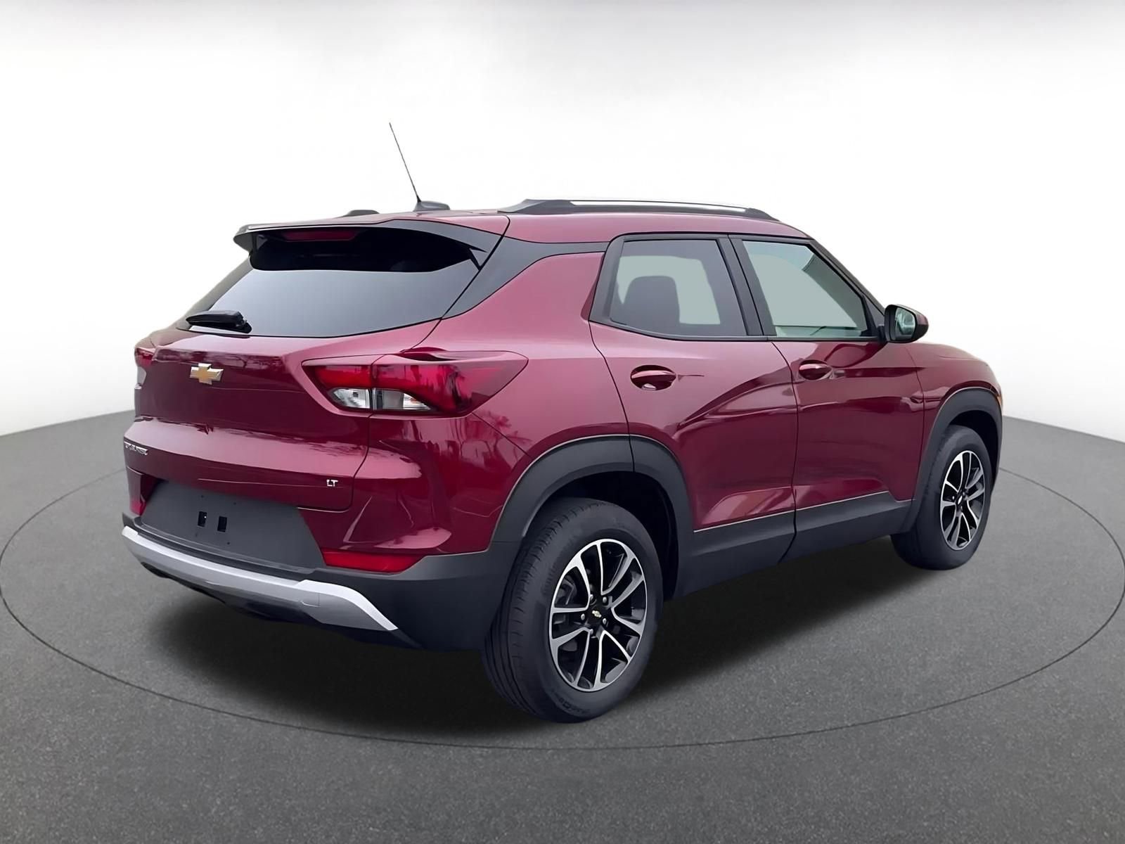 Used 2025 Chevrolet TrailBlazer LT image 14