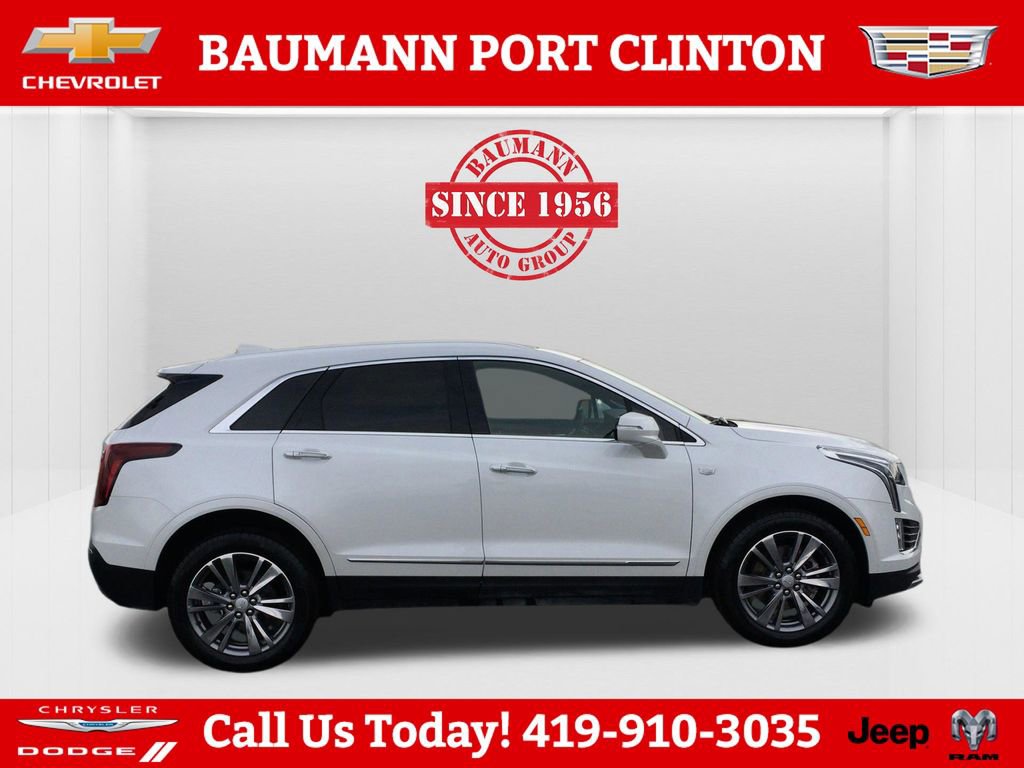 Used 2025 Cadillac XT5 Premium Luxury AWD/4WD image 4