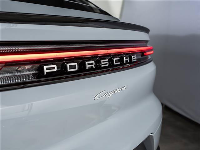 New 2026 Porsche Cayenne Coupe AWD/4WD image 34