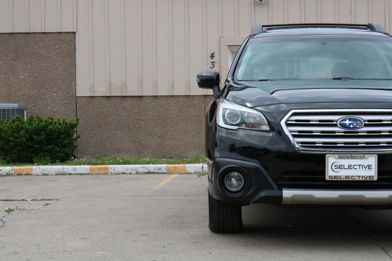 Used 2016 Subaru Outback 2.5i Limited AWD/4WD image 4
