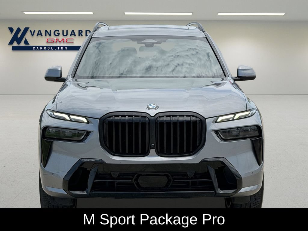 Used 2025 BMW X7 xDrive40i w/ M Sport Package AWD/4WD video 3