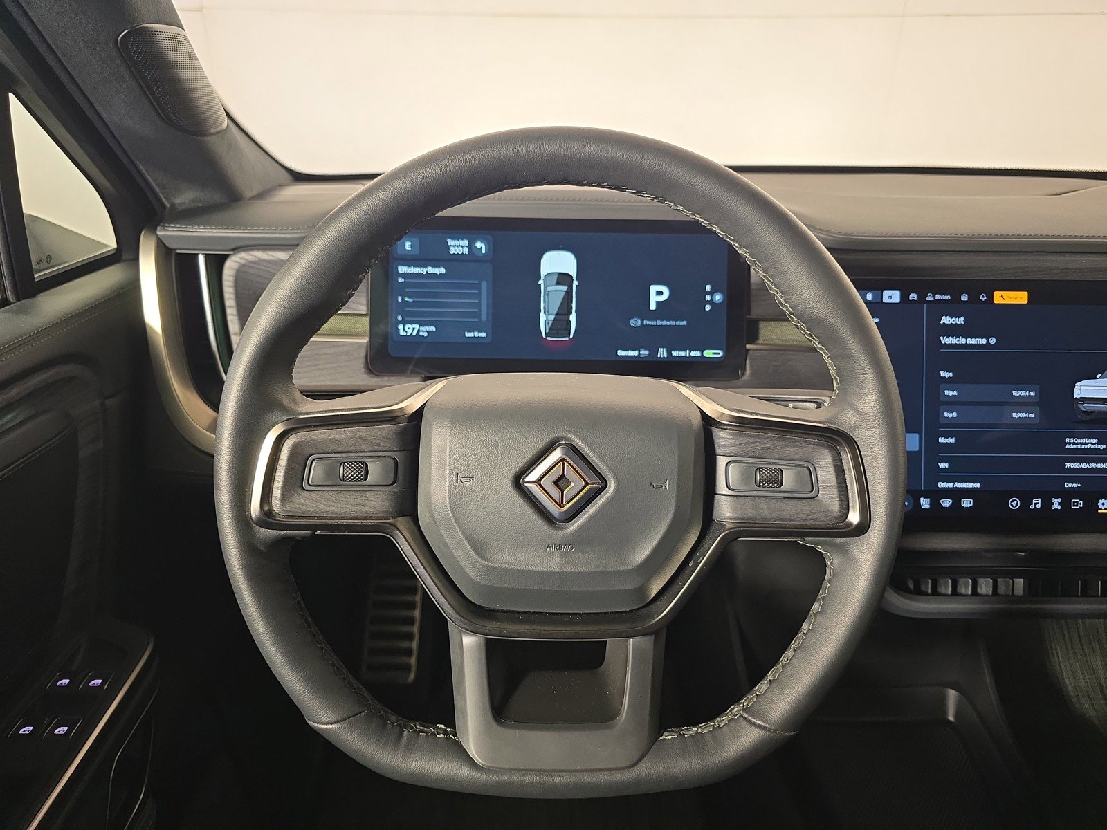 Used 2024 Rivian R1S Adventure AWD/4WD image 28