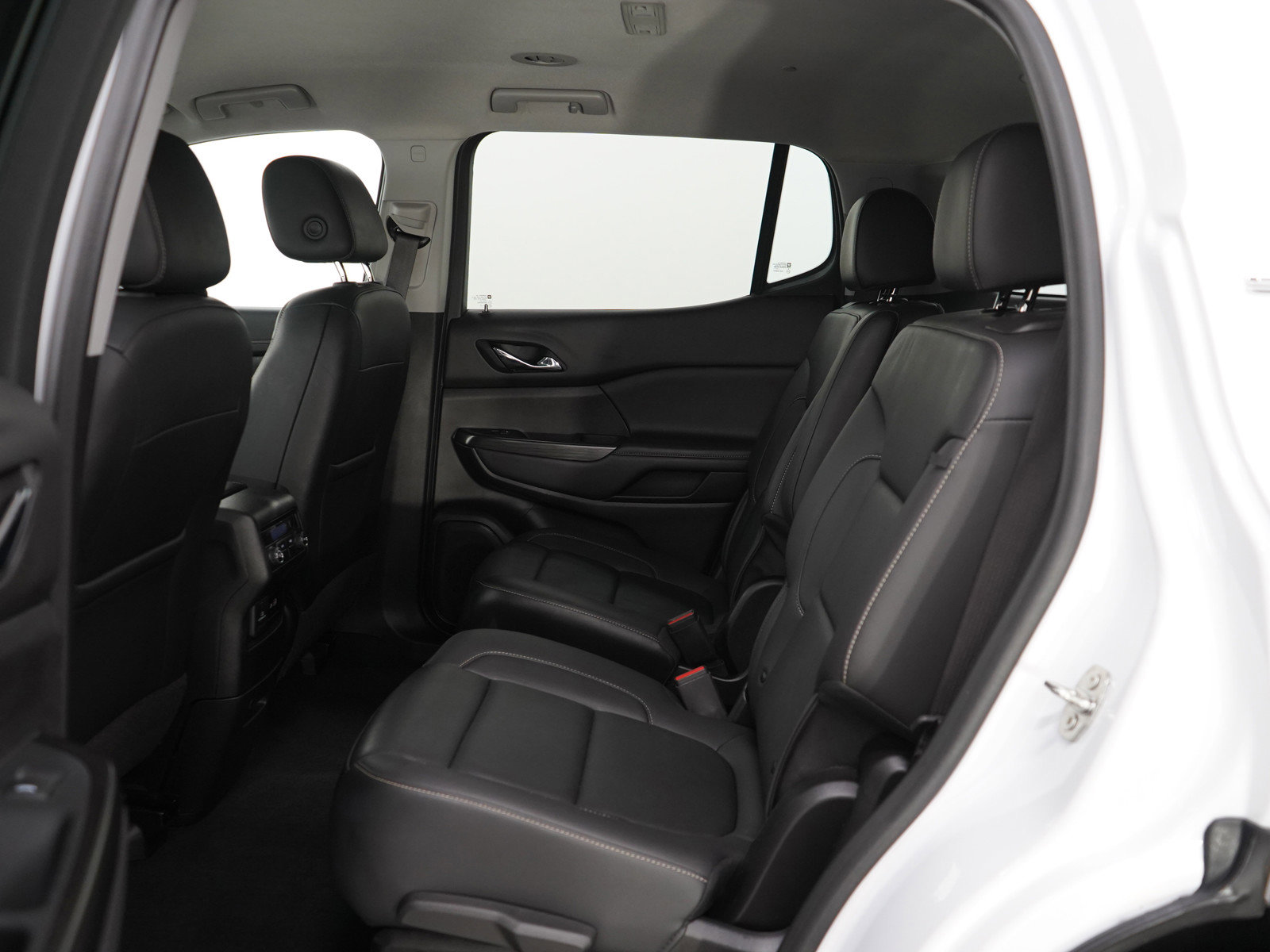 Used 2023 GMC Acadia SLT image 19