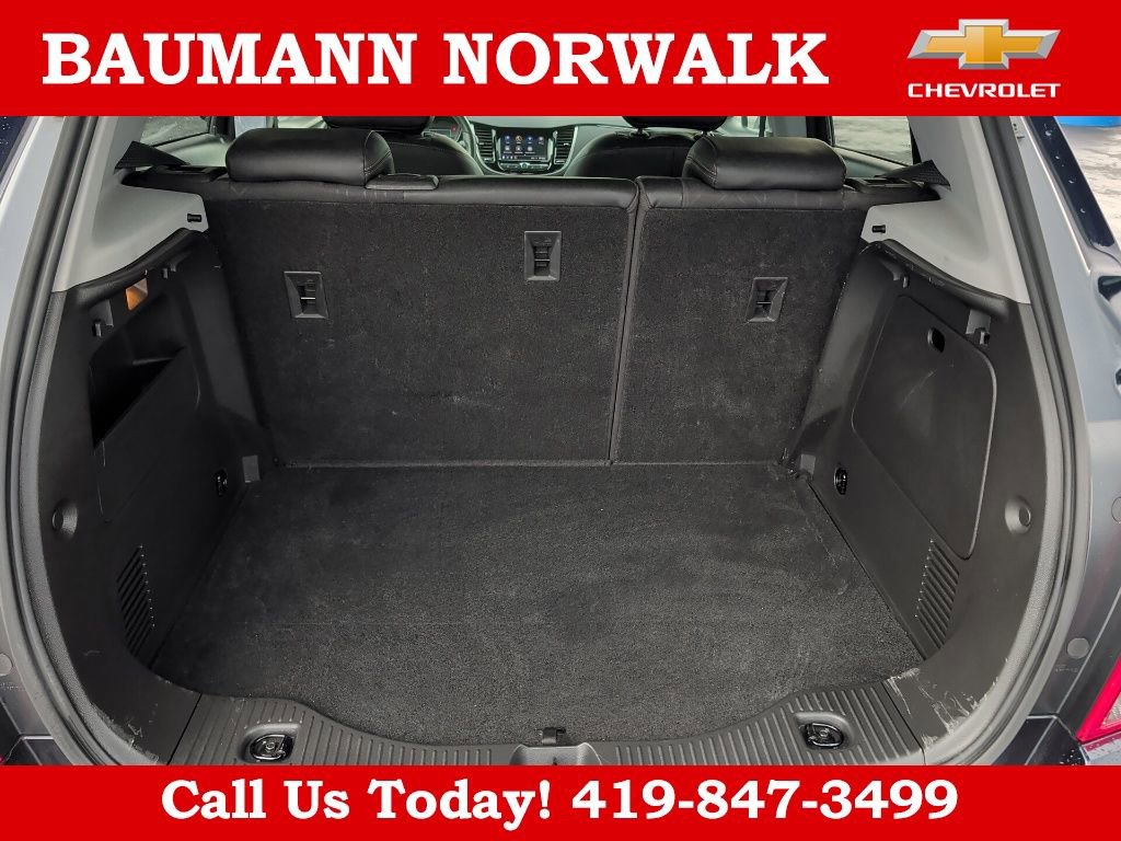 Used 2022 Chevrolet Trax LT w/ LT Convenience Package image 15