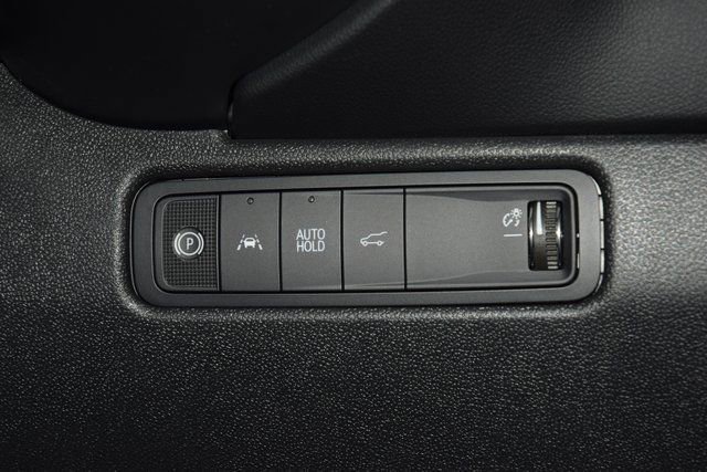 New 2025 Chevrolet Equinox EV RS w/ Convenience Package II image 33