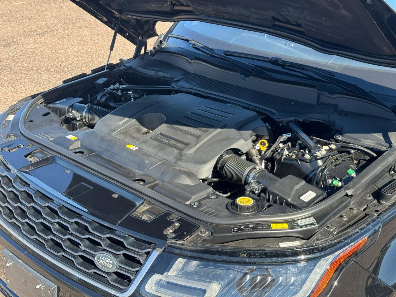 Used 2020 Land Rover Range Rover Sport HSE image 48