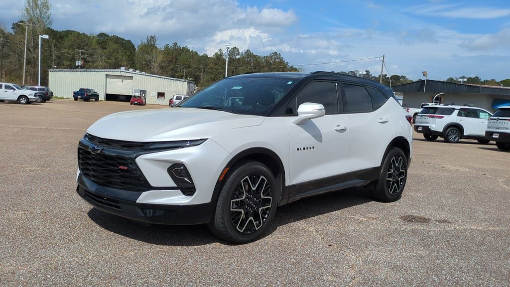 Used 2023 Chevrolet Blazer RS w/ Driver Confidence II Package image 1