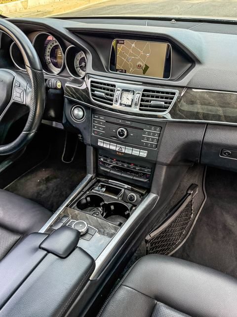 Used 2016 Mercedes-Benz E 350 Sedan image 31