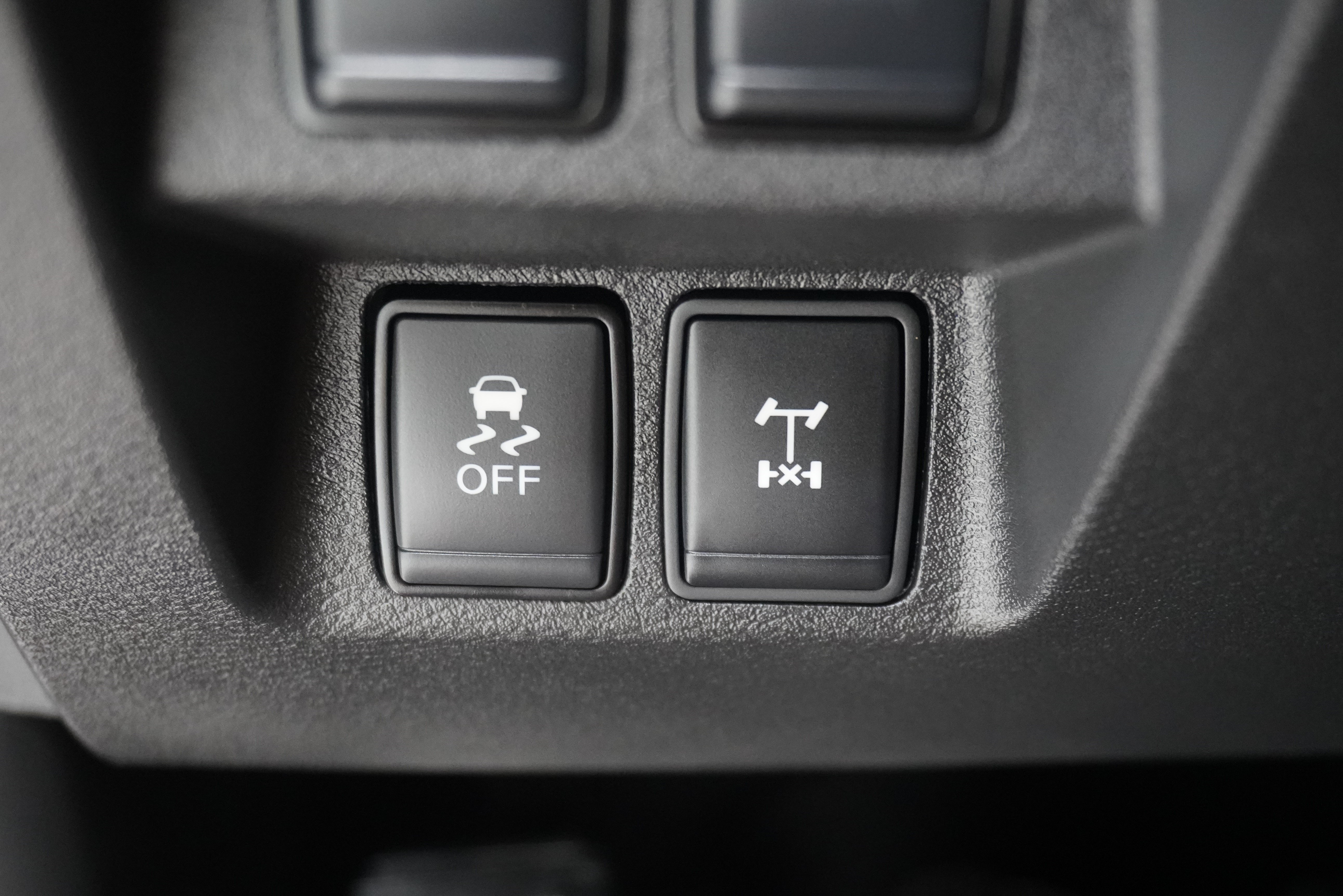 Used 2025 Nissan Frontier PRO-4X w/ Tow Package AWD/4WD image 21