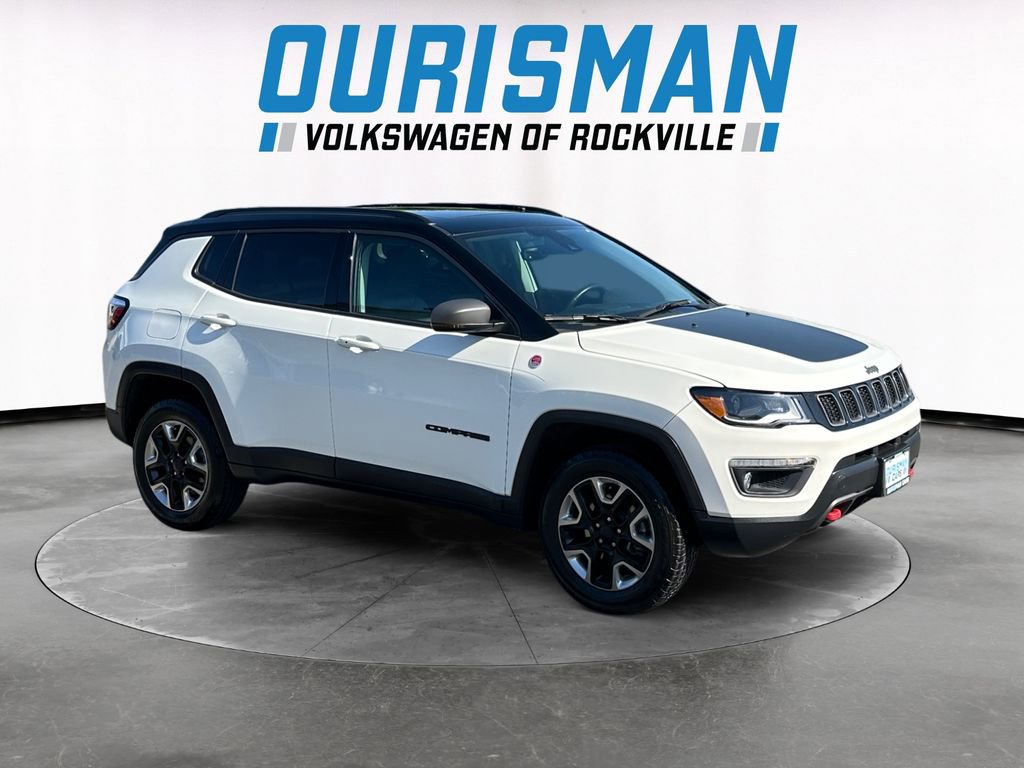Used 2018 Jeep Compass Trailhawk w/ Leather Interior Group AWD/4WD image 1