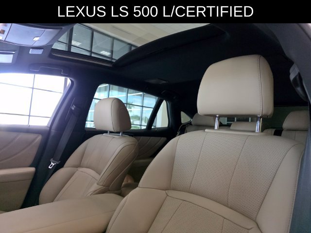Used 2023 Lexus LS 500 w/ Accessory Package (Z1) RWD image 21