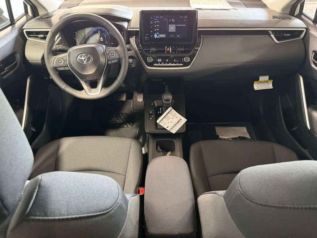 New 2026 Toyota Corolla Cross LE FWD image 25