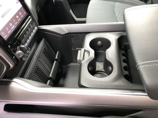 New 2026 RAM 3500 Big Horn AWD/4WD image 23