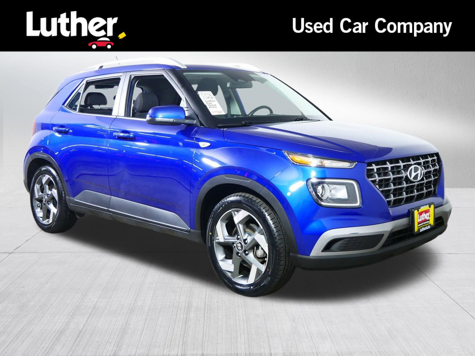 Used 2024 Hyundai Venue SEL image 1