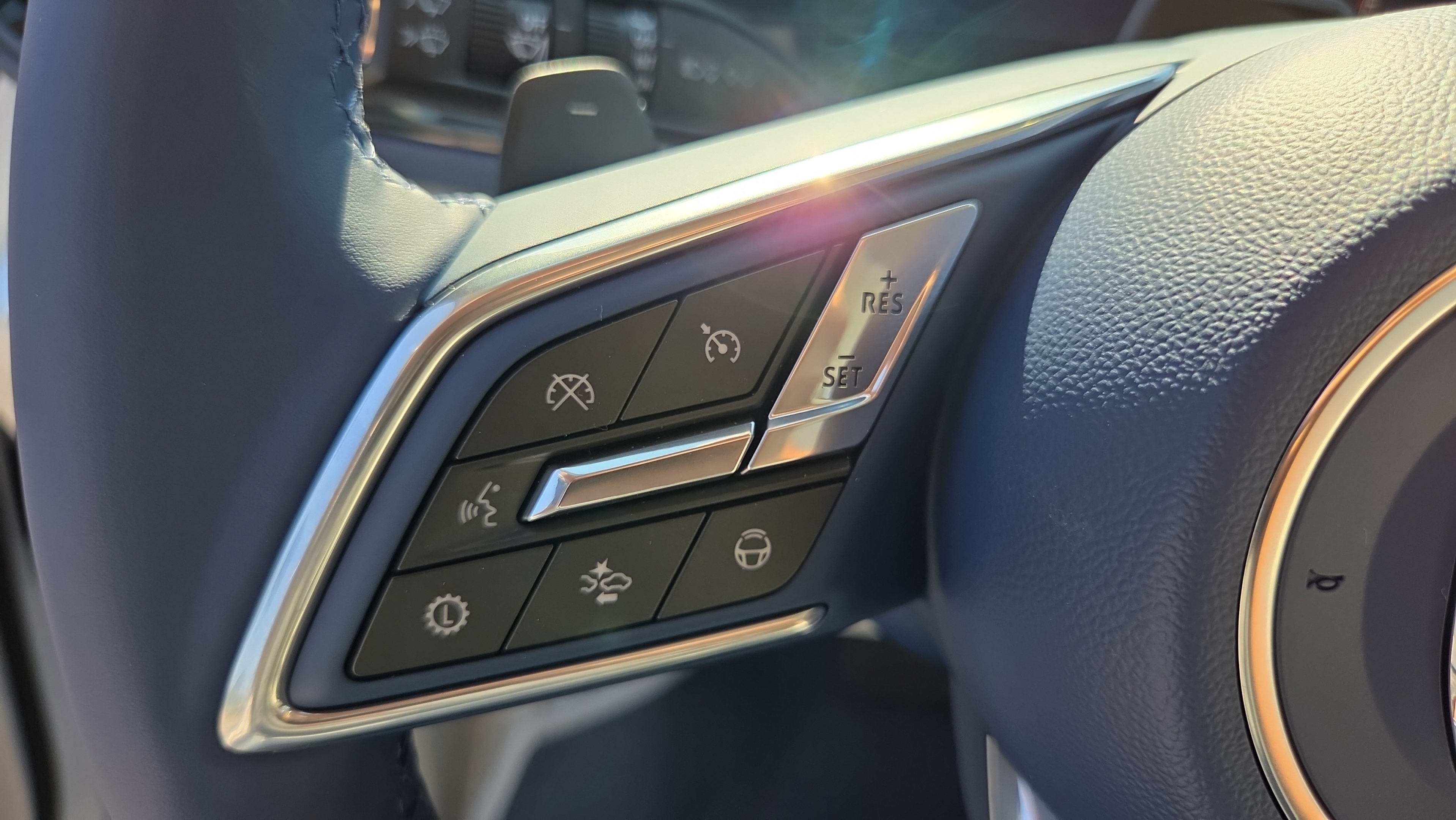New 2026 Buick Enclave Avenir w/ Super Cruise Package FWD image 25