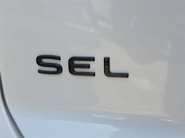 New 2026 Volkswagen Atlas Cross Sport SEL R-Line AWD/4WD image 8