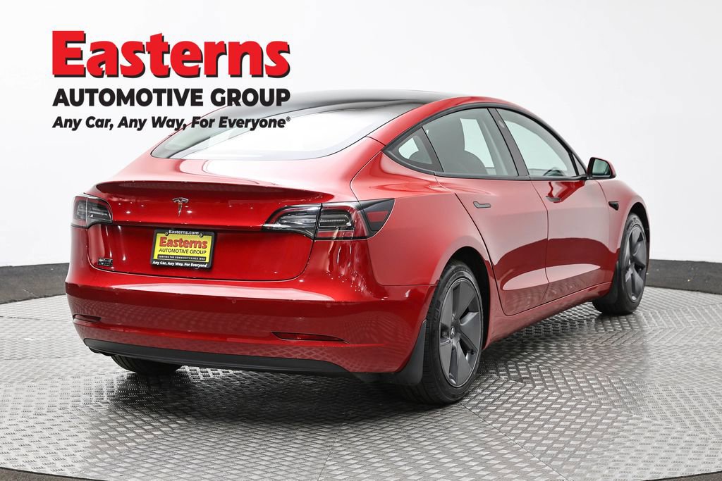Used 2021 Tesla Model 3 Standard Range Plus image 5