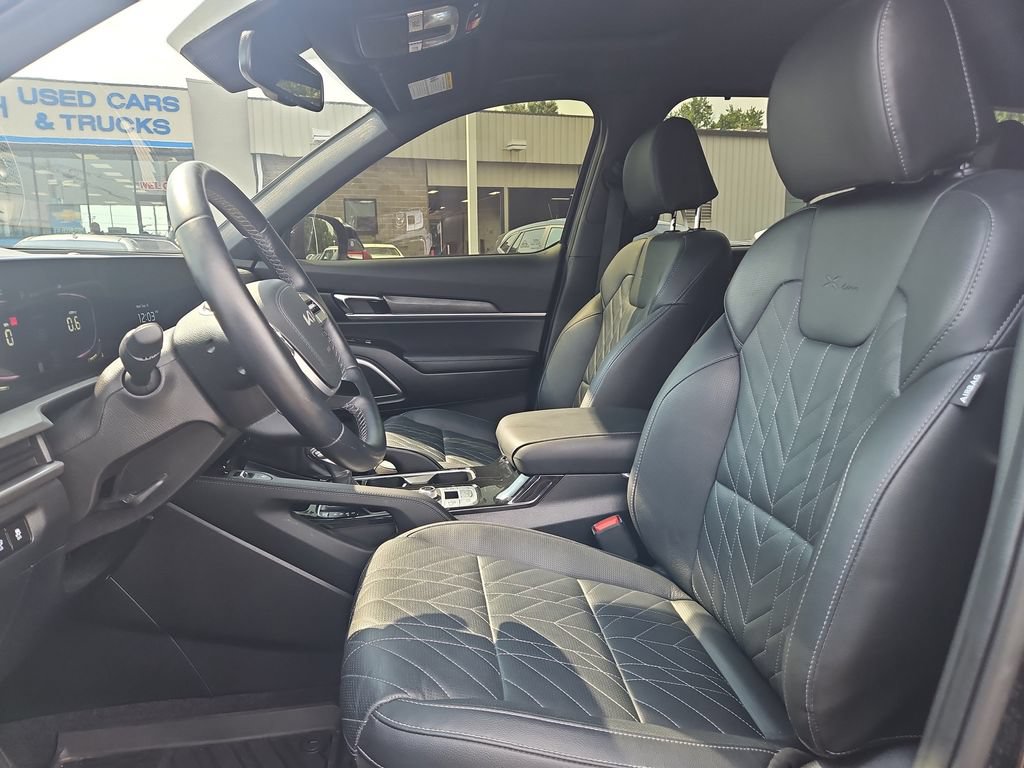 Used 2025 Kia Telluride EX X-Line AWD/4WD image 19
