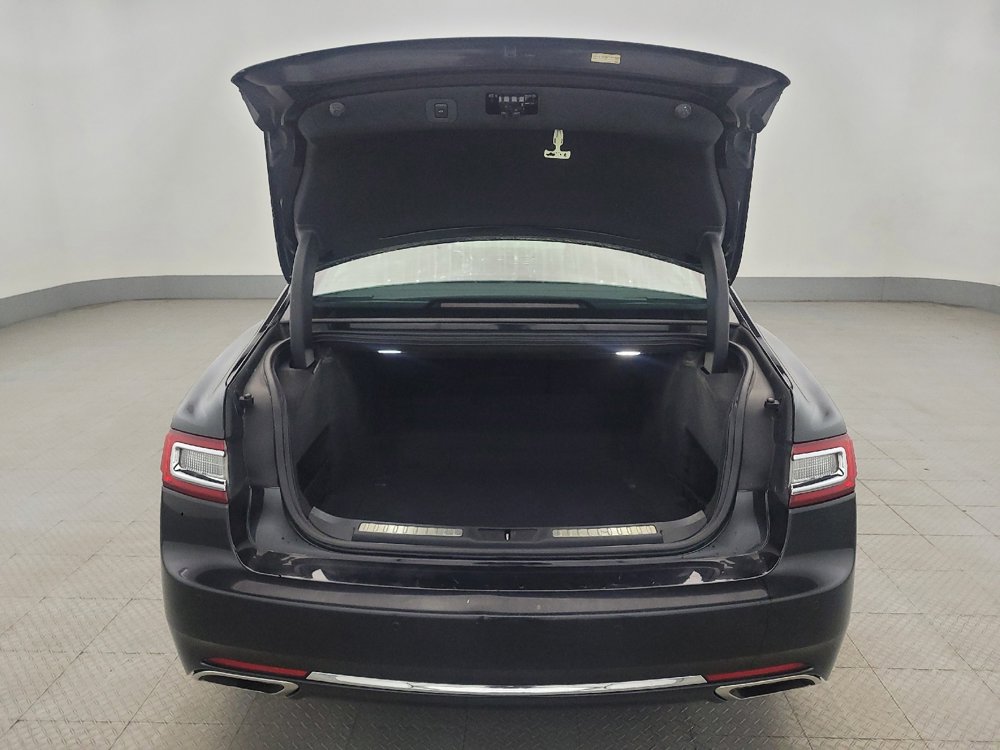 Used 2017 Lincoln Continental Reserve w/ Luxury Package image 29