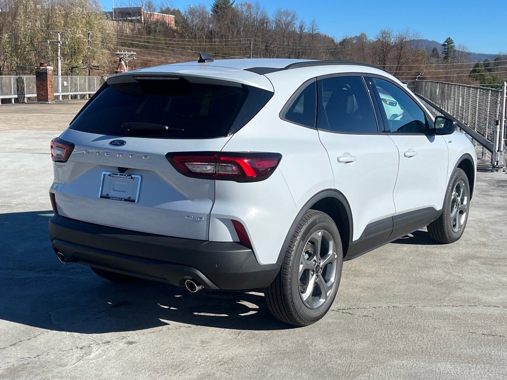 New 2026 Ford Escape ST-Line w/ Tech Pack #1 image 3