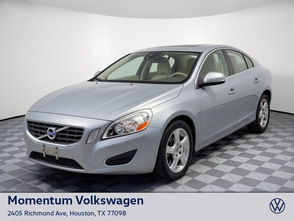 Used 2013 Volvo S60 T5 FWD image 1