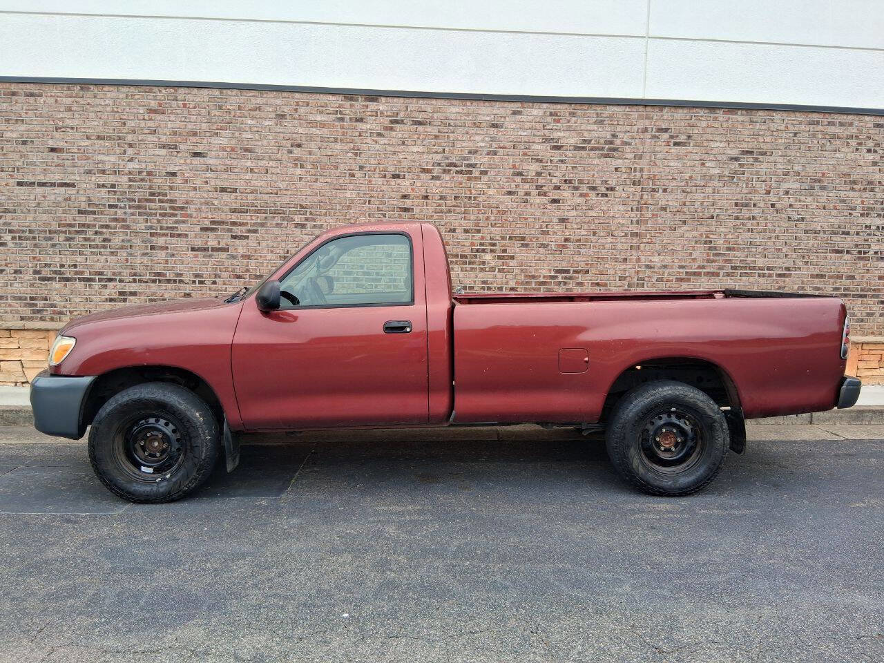Used 2006 Toyota Tundra 2WD Regular Cab image 2