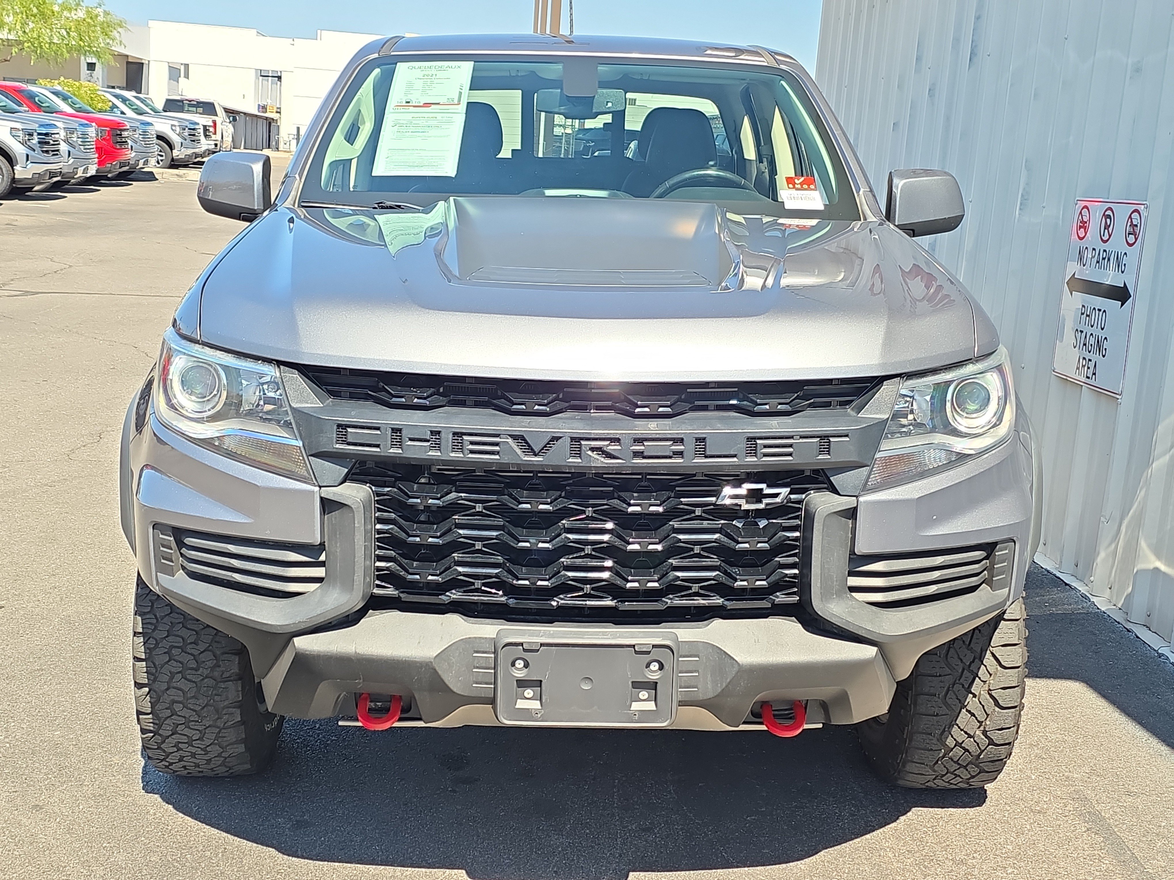 Used 2021 Chevrolet Colorado ZR2 w/ ZR2 Dusk Special Edition AWD/4WD image 2