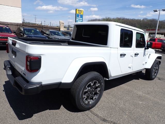 New 2026 Jeep Gladiator Sport AWD/4WD image 7