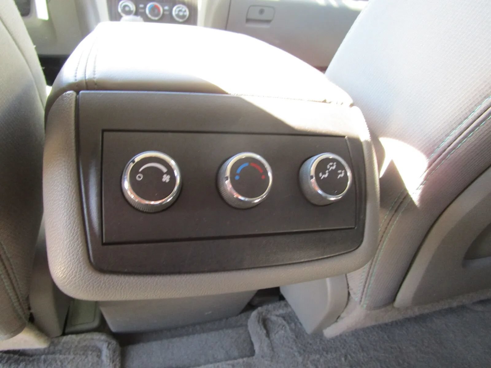 Used 2013 Chevrolet Traverse LT w/ All-Star Edition AWD/4WD image 24