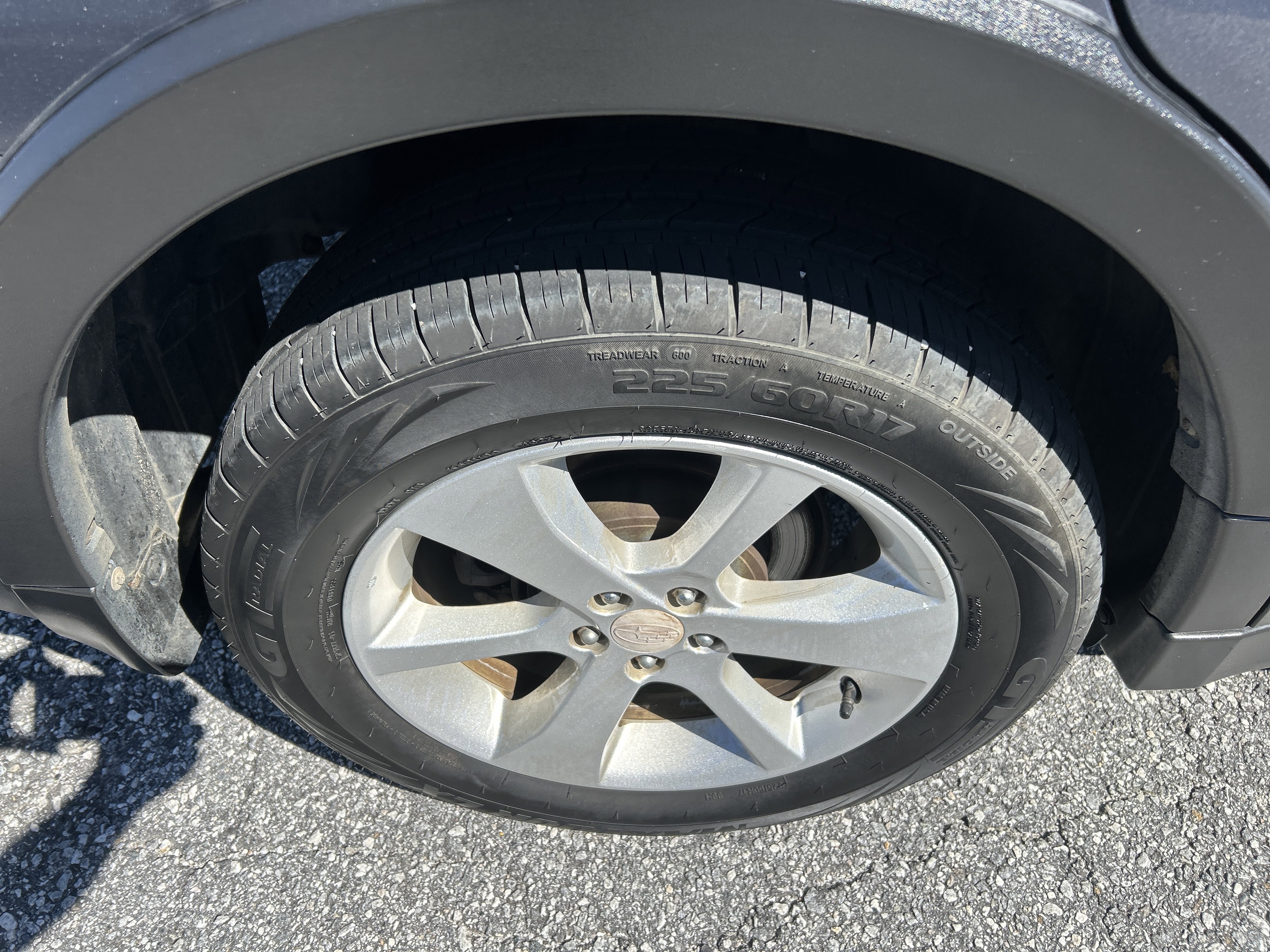 Used 2014 Subaru Outback 2.5i Premium w/ Accessory Value Package (OYS) image 17