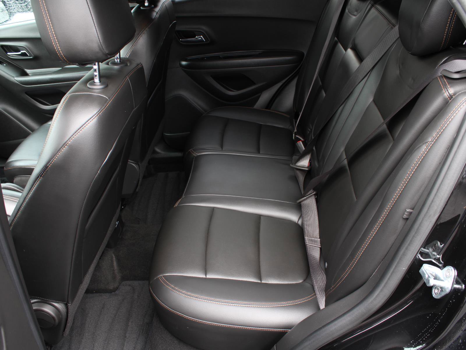 Used 2022 Chevrolet Trax LT w/ Premium Seat Package image 17