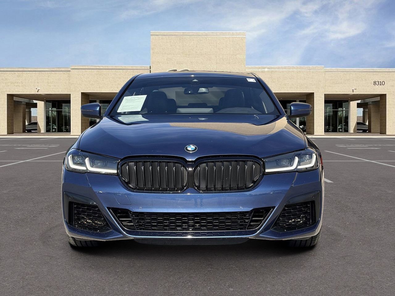 Used 2023 BMW 540i w/ M Sport Package image 2