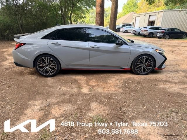 Used 2022 Hyundai Elantra N w/ Preferred Accessory Package FWD image 13