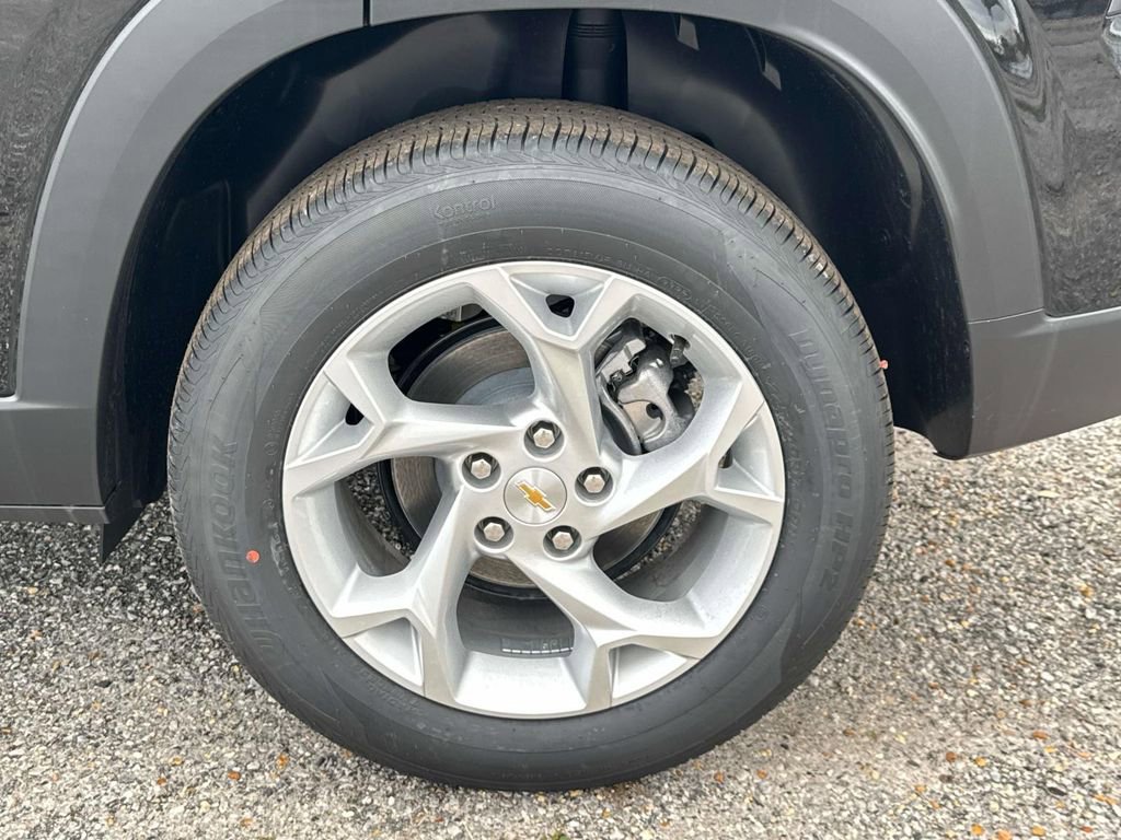 New 2026 Chevrolet Trax LS w/ LS Convenience Package image 4
