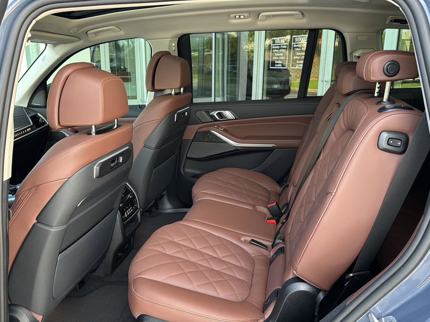 New 2026 BMW X7 xDrive40i image 8