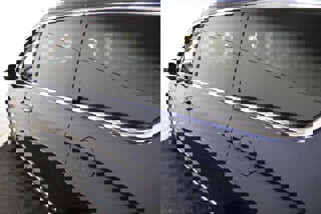 Used 2017 Chrysler Pacifica Touring-L Plus image 9