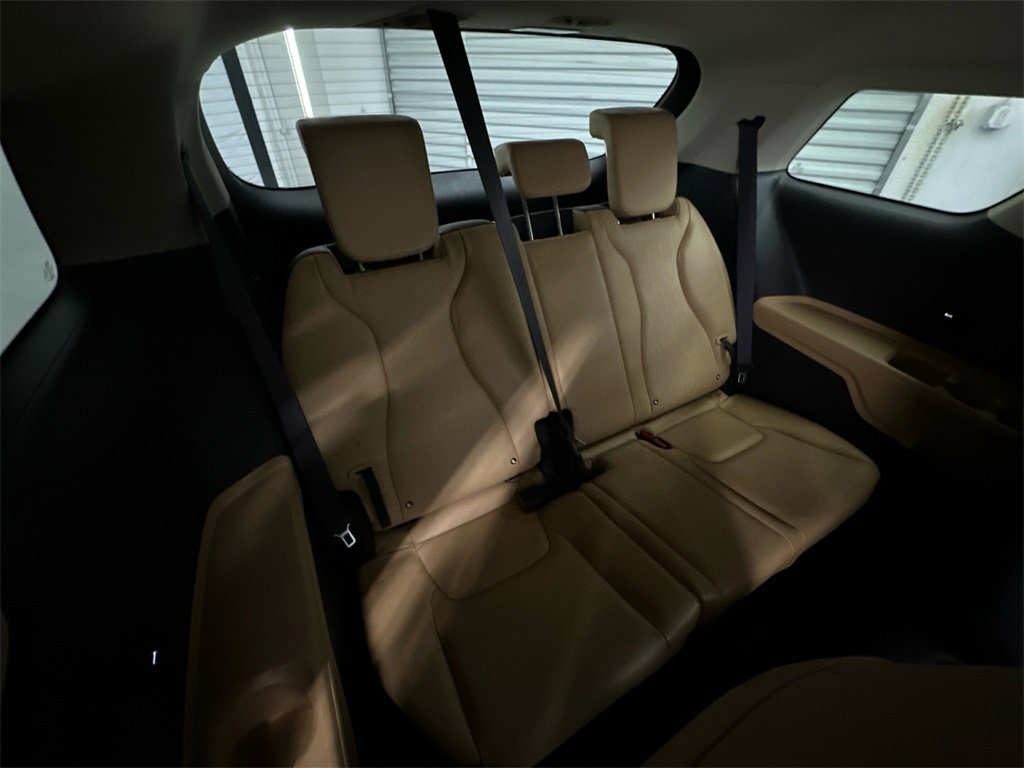 Used 2022 Kia Carnival LX image 18