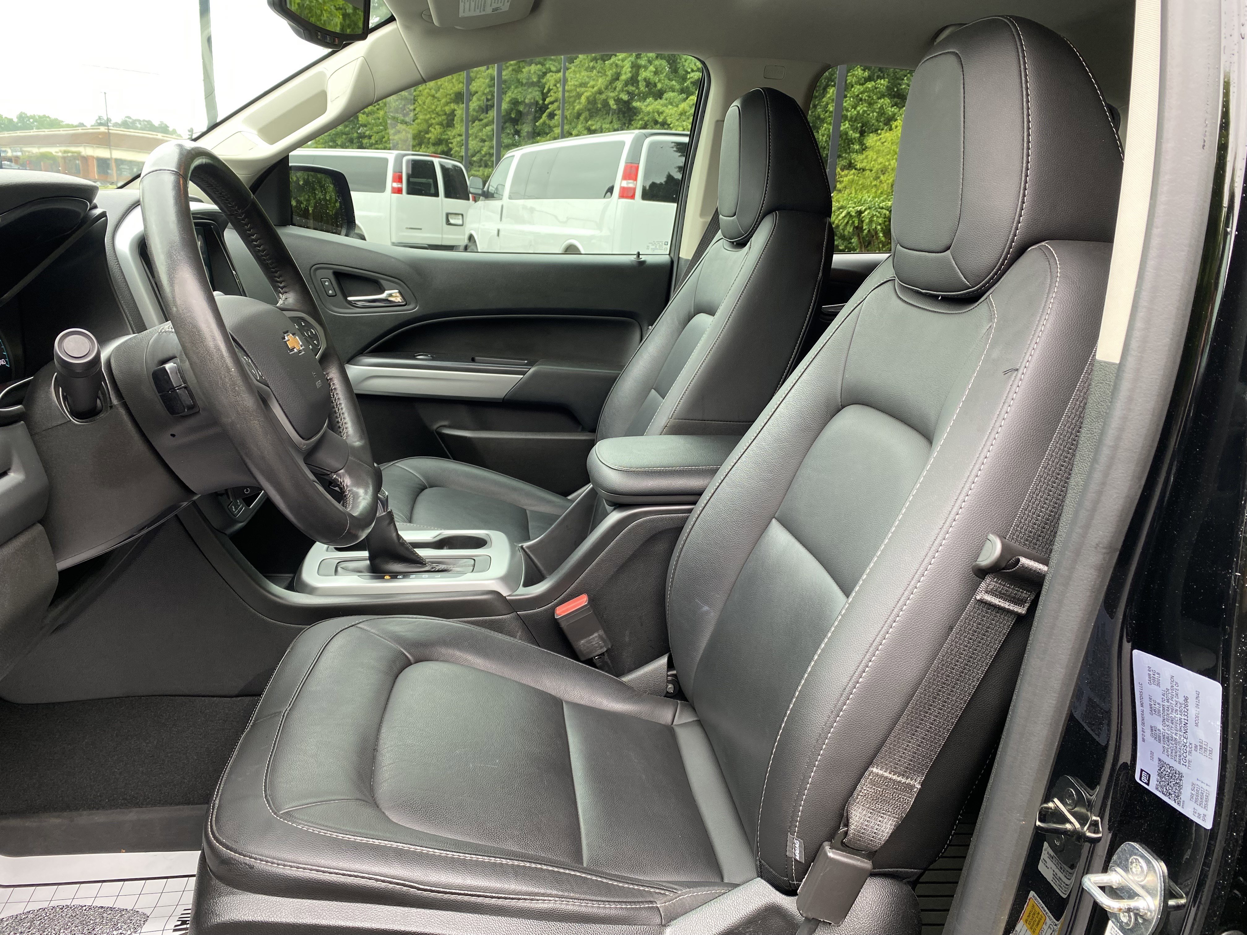 Used 2022 Chevrolet Colorado LT w/ Luxury Package RWD image 32