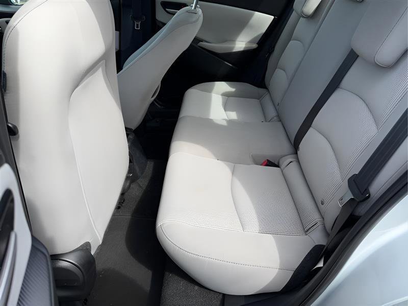 Used 2020 Toyota Yaris L FWD image 20